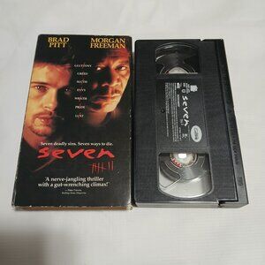 Seven 7 VHS Tape Brad Pitt Morgan Freeman Gwyneth Paltrow Horror - Bundle & Save